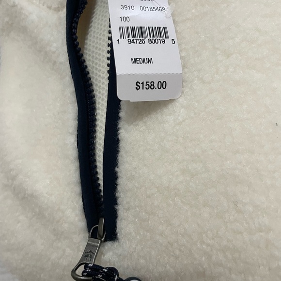 Brooks Brothers NWT  Beautiful Top M -Please See Pics for Measurements 🌻 - Picture 12 of 14